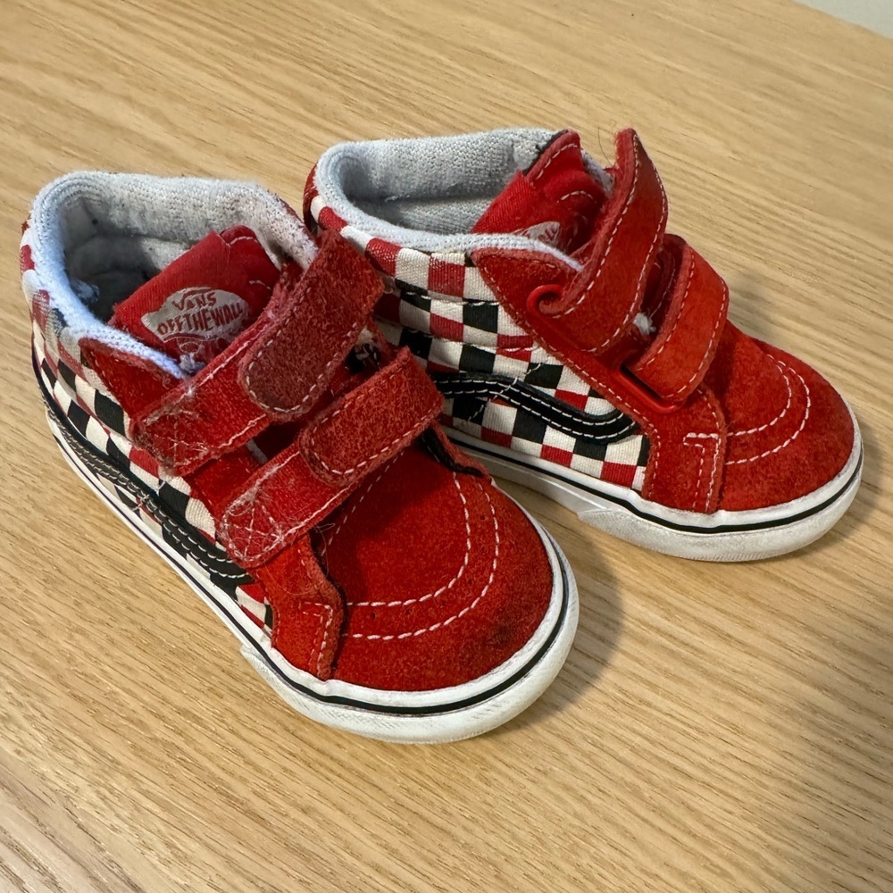 Vans Velcro strap skateboard shoe